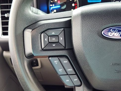 Used 2016 Ford F150 XLT AWD/4WD image 18