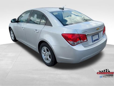 Used 2015 Chevrolet Cruze LT image 3
