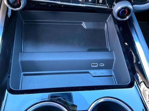 New 2025 Chevrolet Suburban LS w/ LPO, Dark Essentials Package image 17