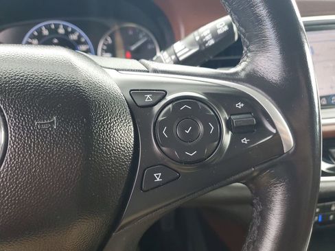 Used 2020 Buick Enclave Avenir w/ Avenir Technology Package image 37