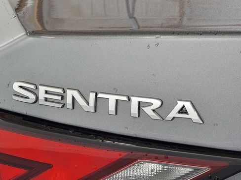 Used 2024 Nissan Sentra S FWD image 10