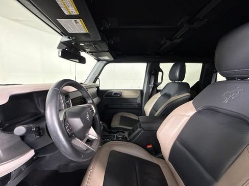 Used 2024 Ford Bronco Wildtrak AWD/4WD image 18