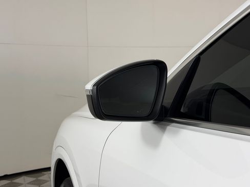 Used 2025 Audi Q5 Premium w/ Convenience Package AWD/4WD image 28