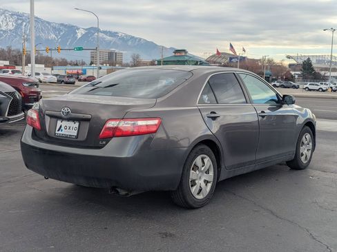 Used 2007 Toyota Camry image 4