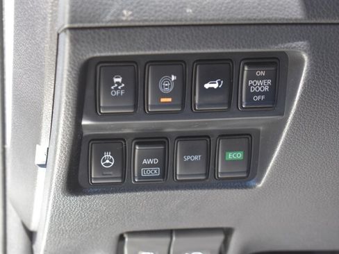 Used 2017 Nissan Rogue SL w/ SL HEV Premium Package AWD/4WD image 18