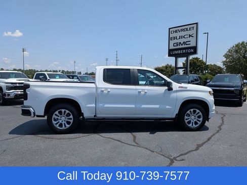 Used 2025 Chevrolet Silverado 1500 RST AWD/4WD image 2