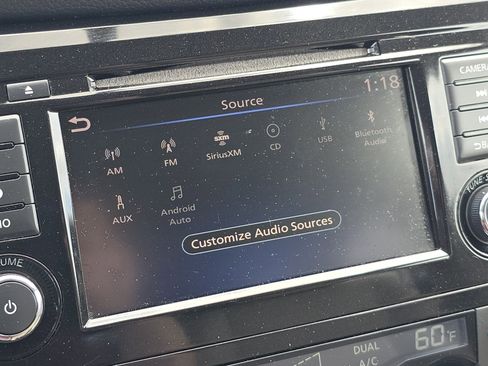 Used 2018 Nissan Rogue SV FWD image 33