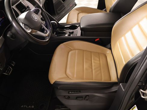 Used 2021 Volkswagen Atlas Cross Sport SEL Premium R-Line w/ Cross Sport MDO Package image 11