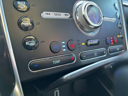 Used 2018 Ford Explorer Limited w/ Equipment Group 301A image 35