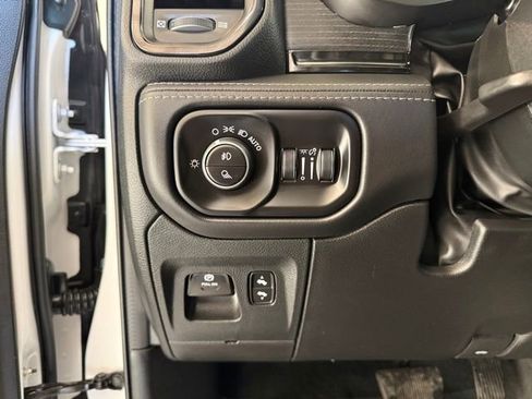 Used 2023 RAM 1500 Limited image 17