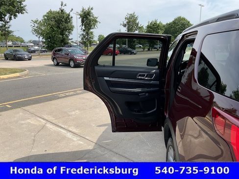 Used 2018 Ford Explorer Sport AWD/4WD image 15