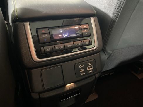 Used 2023 Subaru Ascent Onyx Edition Limited image 17
