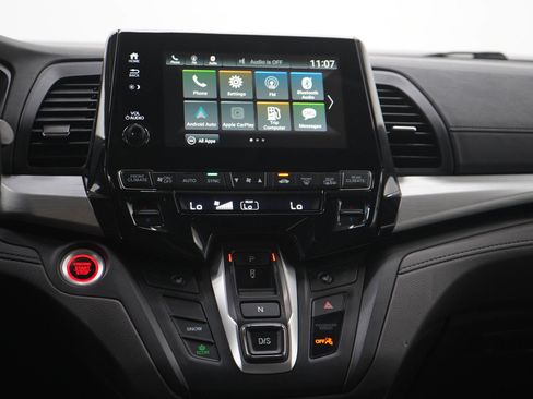 Used 2018 Honda Odyssey EX-L image 19