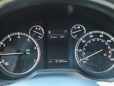 Used 2021 Lexus GX 460 Premium w/ Premium Package image 23