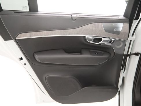 Certified 2024 Volvo XC90 B6 Ultimate AWD/4WD image 19