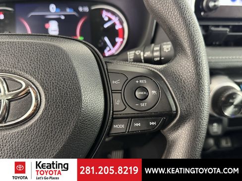 Certified 2024 Toyota RAV4 XLE image 29