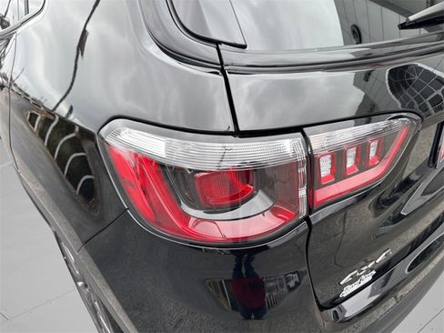 New 2026 Jeep Compass Latitude image 28