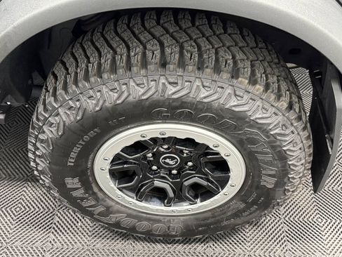 Used 2022 Ford Bronco Badlands w/ Sasquatch Package AWD/4WD image 41