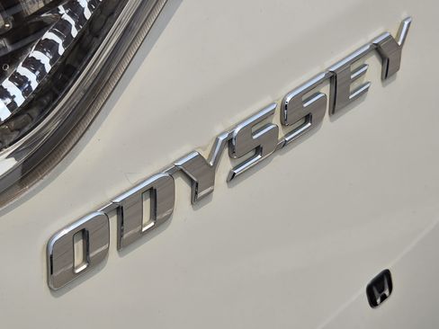Used 2015 Honda Odyssey EX-L image 12