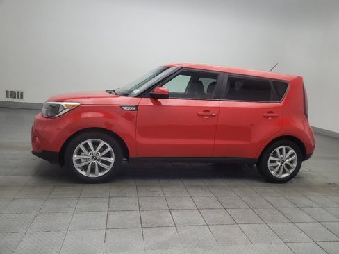 Used 2019 Kia Soul + FWD image 2