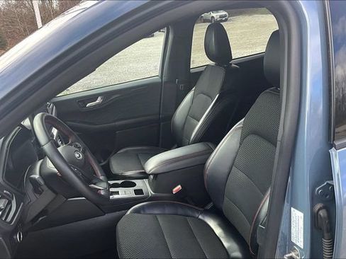 Used 2024 Ford Escape ST-Line w/ Tech Pack #1 AWD/4WD image 25