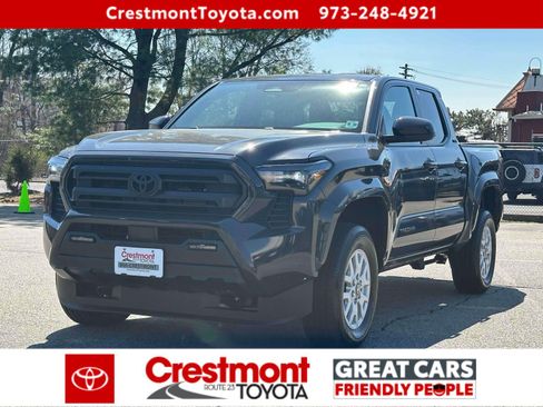 Certified 2025 Toyota Tacoma SR5 AWD/4WD image 1
