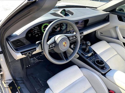 Used 2021 Porsche 911 Carrera S image 13