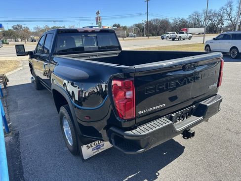 Used 2021 Chevrolet Silverado 3500 High Country image 5
