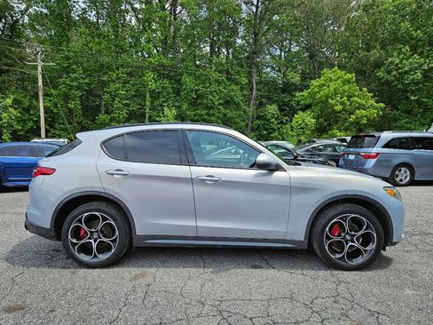 Used 2022 Alfa Romeo Stelvio Ti w/ Active Assist Plus Package image 15