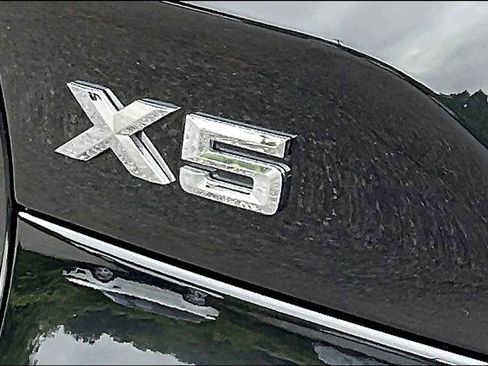 Used 2025 BMW X5 xDrive40i w/ Parking Assistance Package AWD/4WD image 32