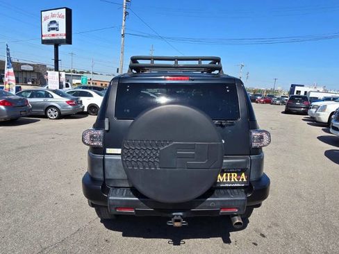 Used 2007 Toyota FJ Cruiser 4WD image 6