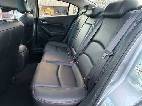 Used 2016 MAZDA MAZDA3 s Touring image 19