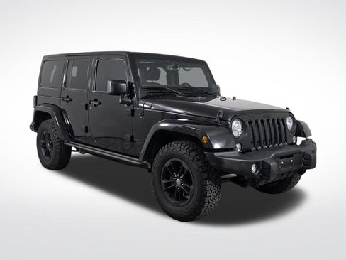 Used 2017 Jeep Wrangler Unlimited Sahara AWD/4WD image 34