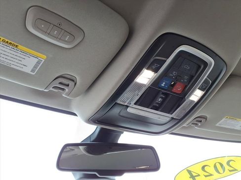 Used 2024 RAM 3500 Limited image 38