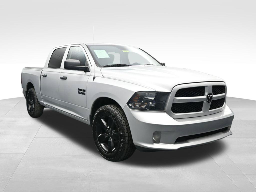 Used 2018 RAM 1500 Express w/ Express Value Package RWD image 7