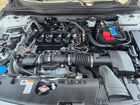 Used 2022 Honda Accord Sport image 34