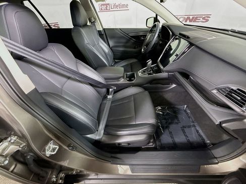 Certified 2024 Subaru Outback Limited XT image 31