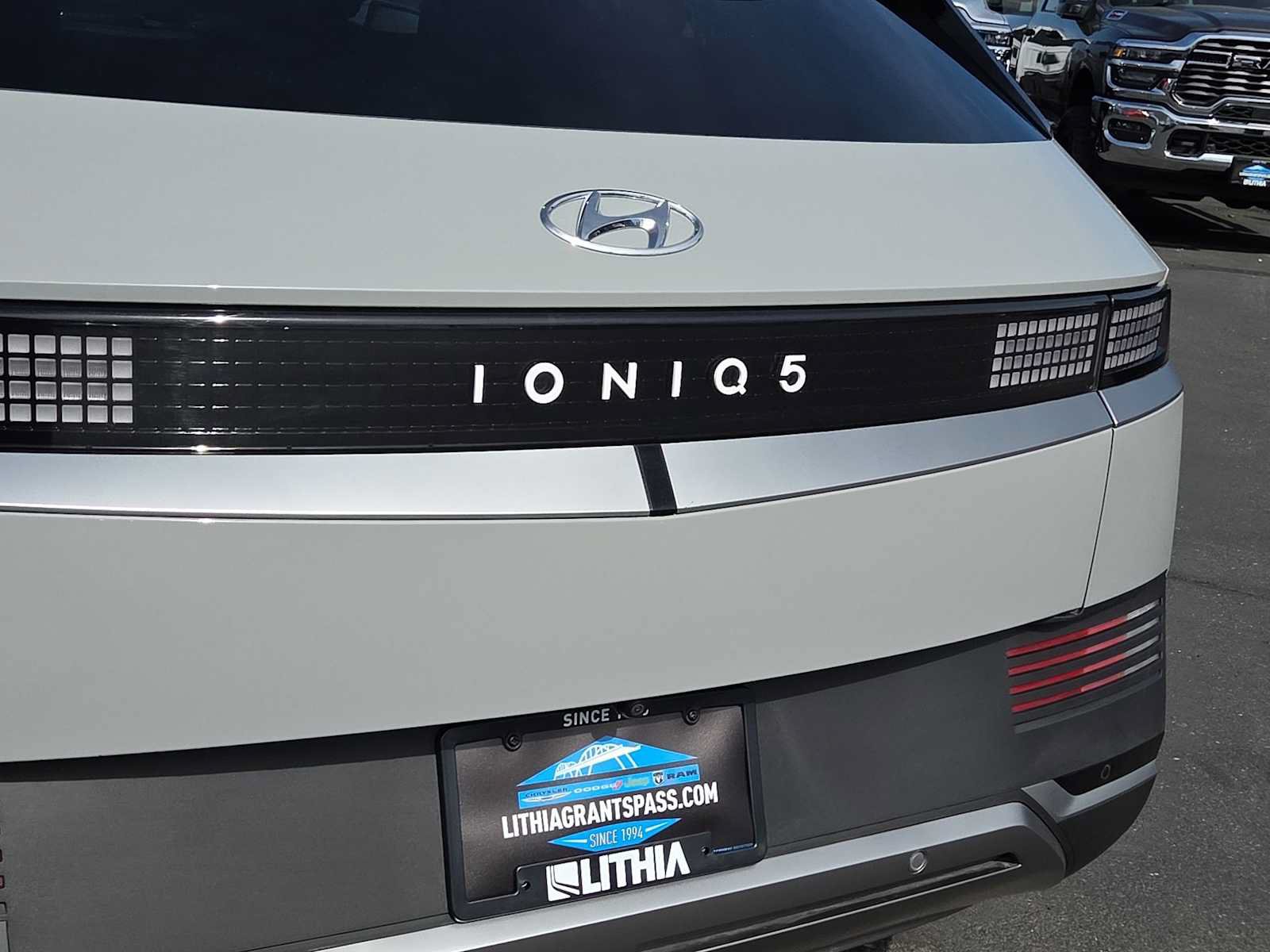 Used 2024 Hyundai Ioniq 5 SE RWD image 15