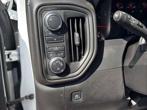 Used 2024 GMC Sierra 2500 Pro image 28