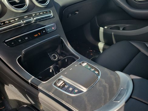 Certified 2021 Mercedes-Benz GLC 300 image 29