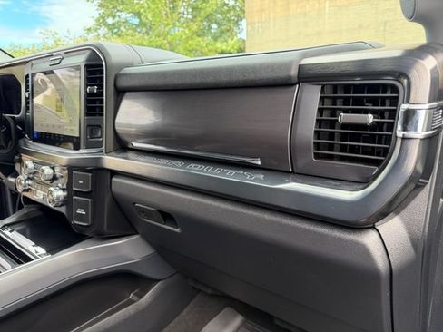 Used 2025 Ford F450 Lariat w/ FX4 Off-Road Package AWD/4WD image 25