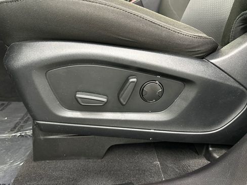 Used 2022 Ford Explorer XLT RWD image 10