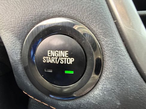 Used 2022 Chevrolet Trax LT w/ Driver Confidence Package image 24