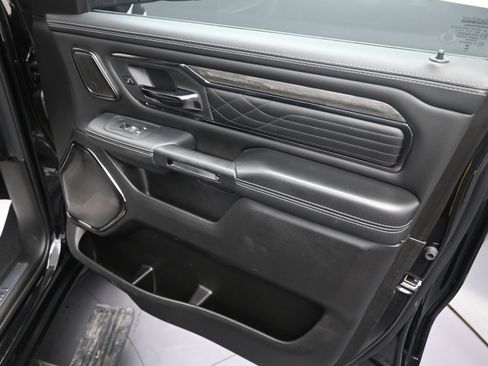 Used 2025 RAM 1500 Limited AWD/4WD image 21
