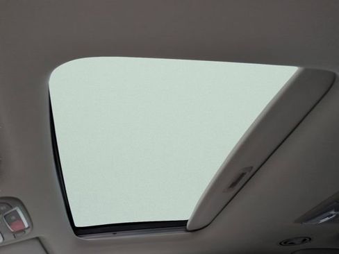 Used 2024 Kia Telluride SX FWD image 19