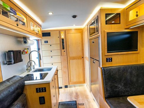 Used 2022 Ford F550 4x4 Crew Cab Super Duty image 79