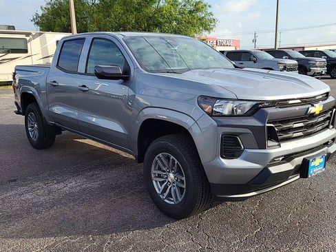 New 2025 Chevrolet Colorado LT w/ Advanced Trailering Package image 2