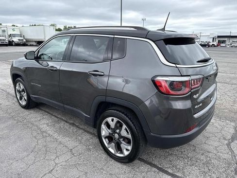 Used 2018 Jeep Compass Limited AWD/4WD image 9