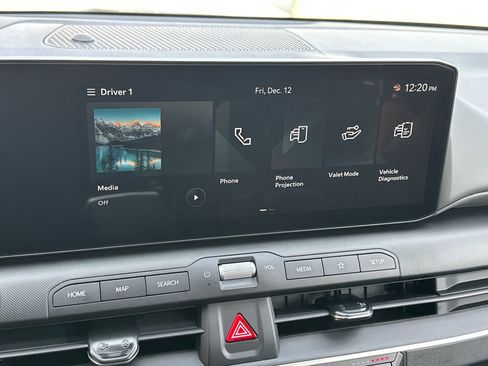 New 2025 Kia K4 LXS image 24