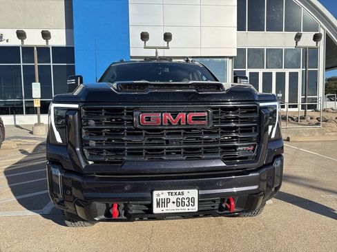 Used 2024 GMC Sierra 2500 AT4 w/ Max Trailering Package image 2
